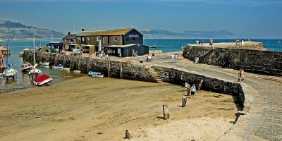 Aquarium and Cobb, Lyme Regis