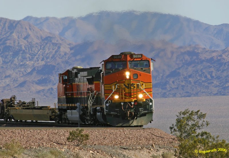 BNSF 5038