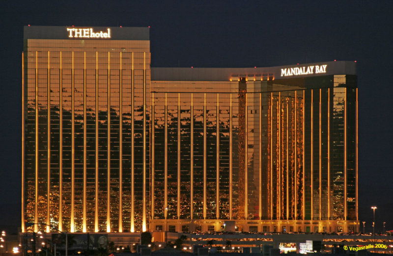 Mandalay Bay after sunset.jpg