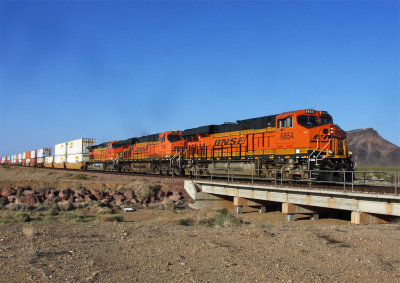 BNSF 6654 approaching I-40 along Goff's Road ( Route 66)