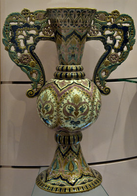 Alhambra Vase (1884)