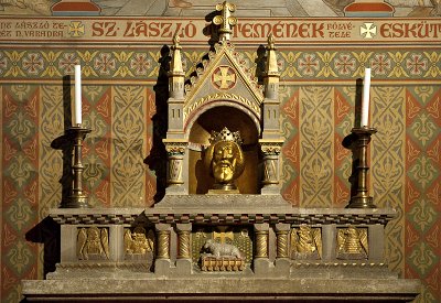 Small chapel altar