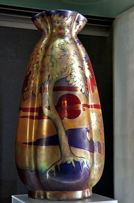 Ribbed vase, panorama/sun (1900)