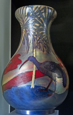 Vase with ibis