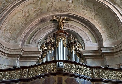 Carmelite Monastery, organ