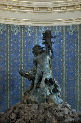 Amusing fountain