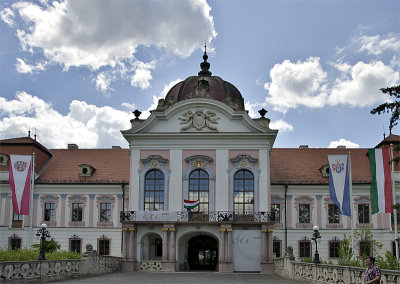 Royal Palace at Gdllő