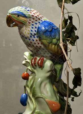 Parrot of many colors (1870s-1880s)