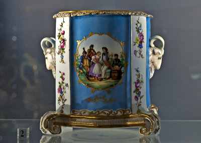 Ornamental vase (1862)