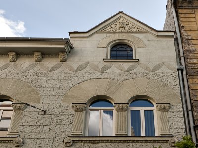 Sculpted facade