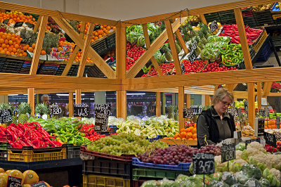 Mirrored vegetables