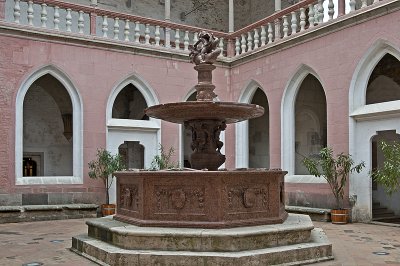 Court of Honor, Hercules fountain