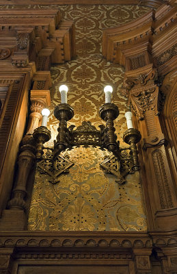 Elaborate sconce