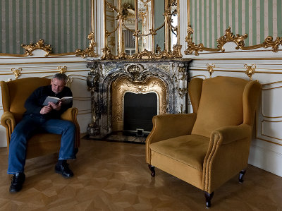 Ornate spot for a read (palace salon)