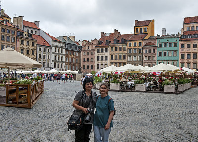 Helen and Jola do Warsaw