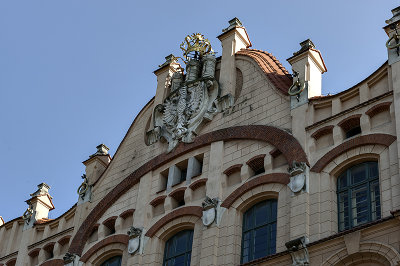 A regal building