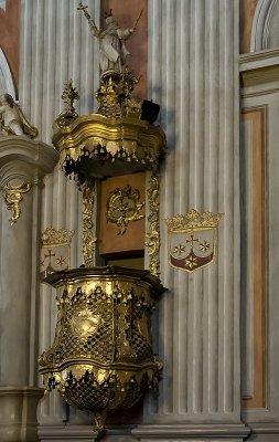 Church of St. Theresa, pulpit
