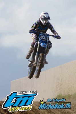 g4/38/725638/3/142845304.zIAVMe9p.jpg