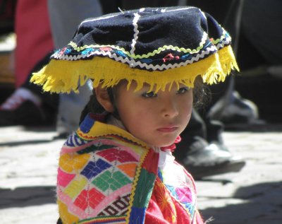 vestimenta de danza del Valle Sagrado de los Inkas