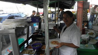 Lucy making my taco