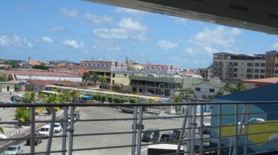 Final view of Oranjestad