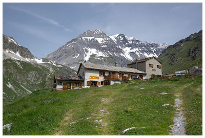 Refuge d'Entre deux Eaux