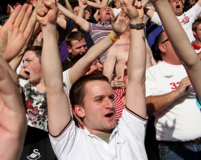 Happy Fans