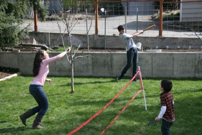 Improvised badminton ala Teddy