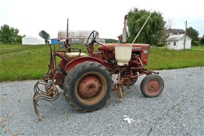 Tracteur farmall 1958 modle 140