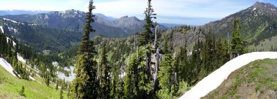 Hike_07 23 11_25-29_36-40_stitch.jpg