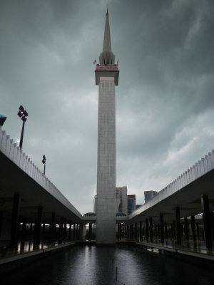 Masjid Negaras Minara