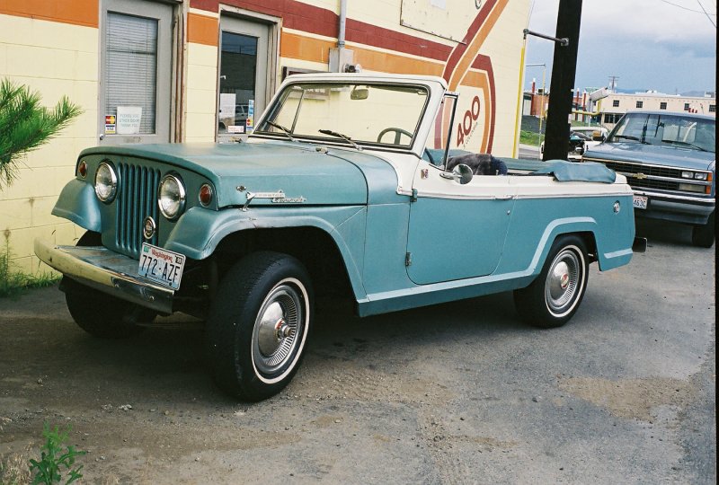  Jeep Comando  ( Cool Retro Jeep!!)