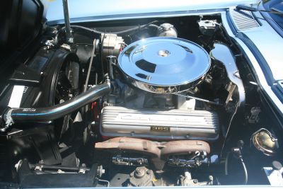  365 CU-inch  Motor In This 1964 Corvette