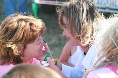 Tonya Facepainting Debbie