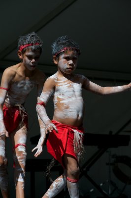 Googar Dancers