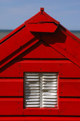 Beach hut red