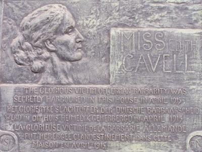 MISS EDITH CAVELL - GEDENKPLAAT - KORTRIJKSESTEENWEG