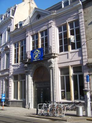 1728 HUIS DE LAURY - VOORMALIG NAALDEKENSCONVENT