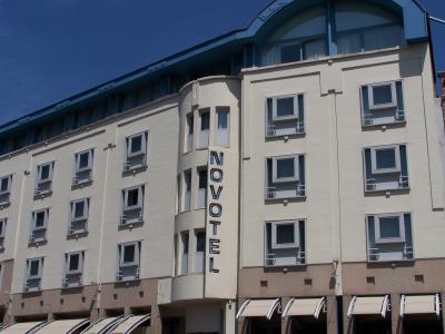 1986 HOTEL NOVOTEL