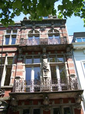 1880 NEO-VLAAMSE RENAISSANCE GEVELS