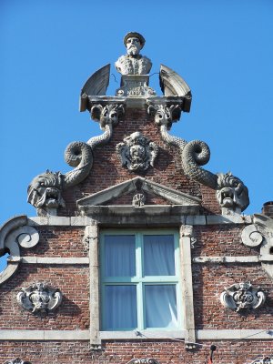 1675 DE BONTE MANTEL