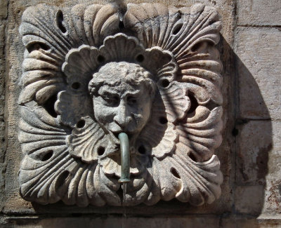 Dubrovnik: Onofios fountain 1438 detail
