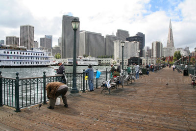 SF fishing pier.JPG