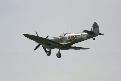 Spitfireflight4.JPG