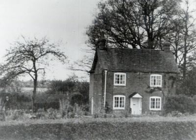 Sopps cottage, Brocks Green