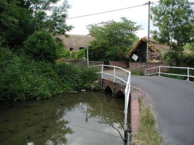 Ecchinswell footbridge June 2006