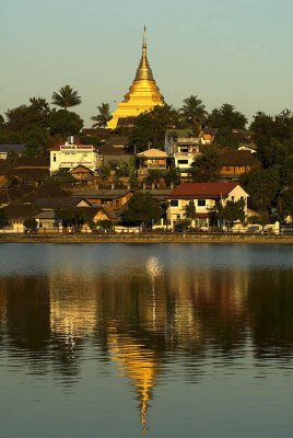 Wat Jom Kham overlooks the Naung Tung Lake at Kengtung