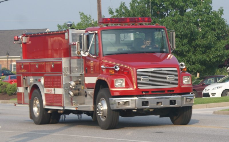 United Fire Tanker 33.JPG