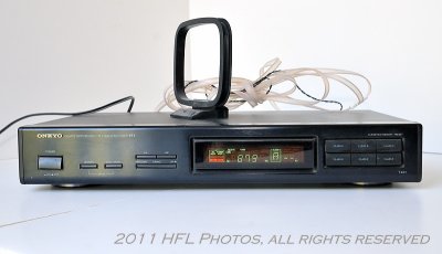Onkyo P-301 AV Stereo Preamp and T-401 AM-FM Stereo Tuner