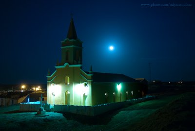 Lua na Igreja